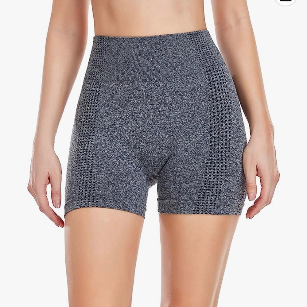 NWOT High Waist Seamless Gym Short